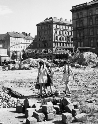 Vienna Streets, 1951