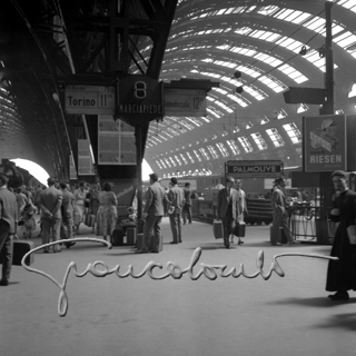 Stazione Centrale di Milano, giugno 1956